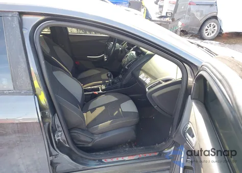 2018 Ford Focus St z USA, uszkodzony, nr VIN 1FADP3L9XJL247265